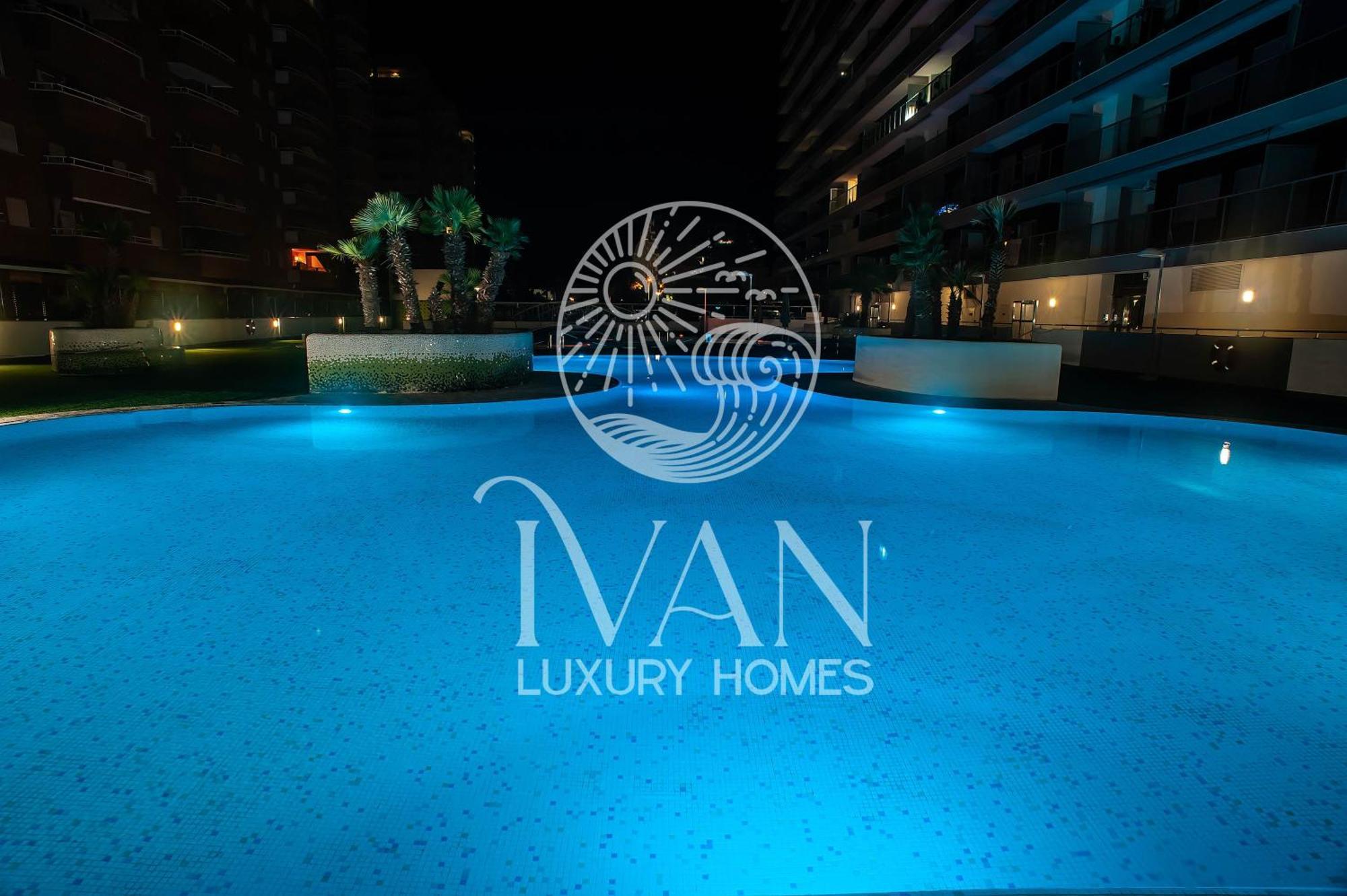 Casa Luna Ivan Luxury Homes 1ªpta Norte 1ªlinea Оропеса дел Мар Екстериор снимка